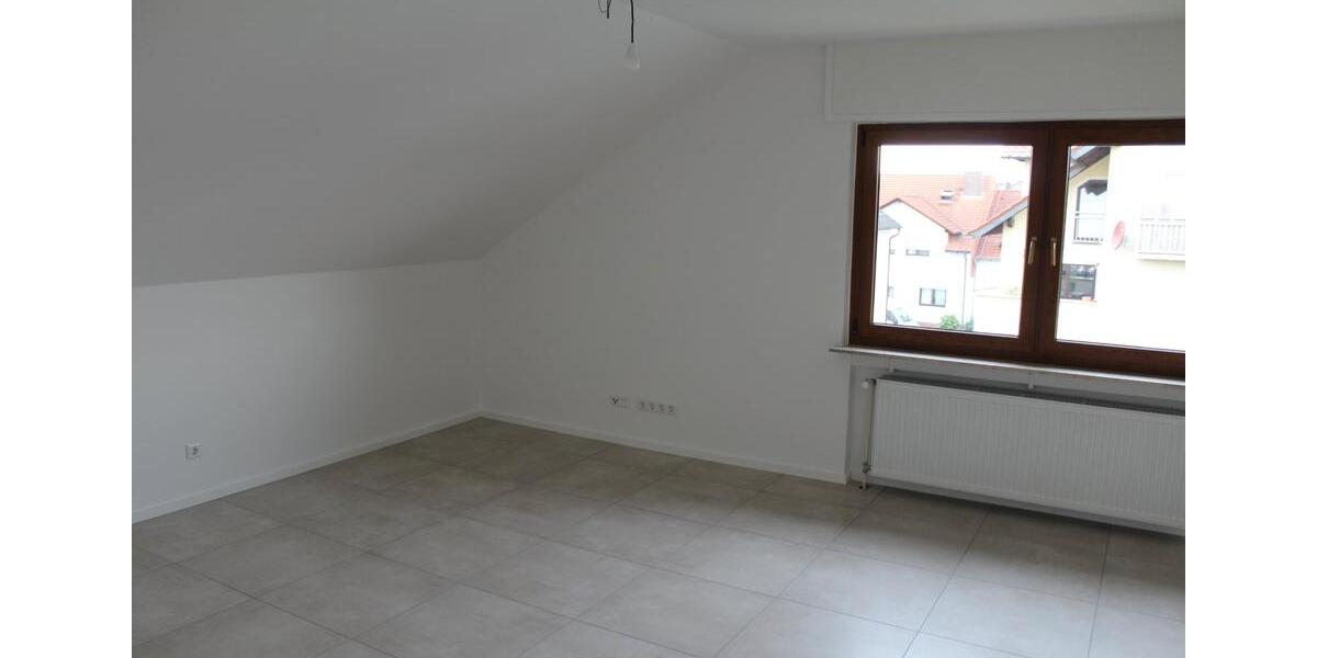Dachgeschoßwohnung Hainburg - 2 Zimmer, 65 m&sup2;, 950&euro; | Angebot:26670525
