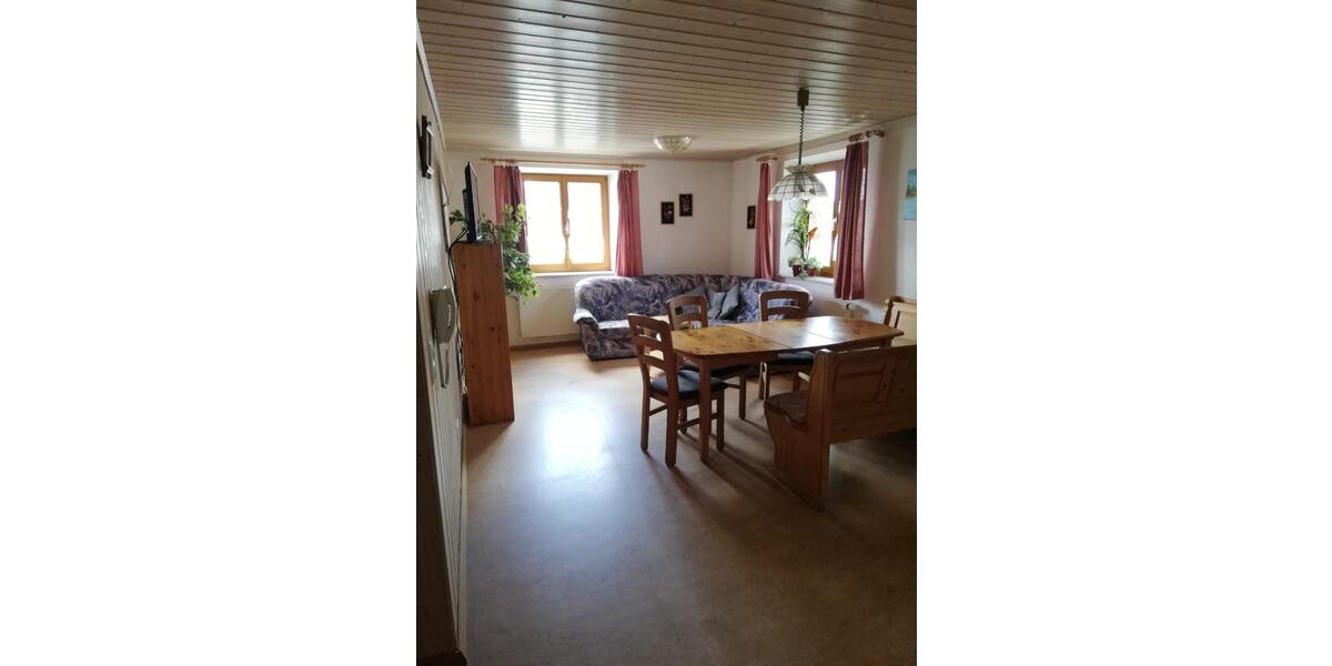 Wohnen auf Zeit Aletshausen - 3.5 Zimmer, 80 m&sup2;, 60&euro; | Angebot:20972782