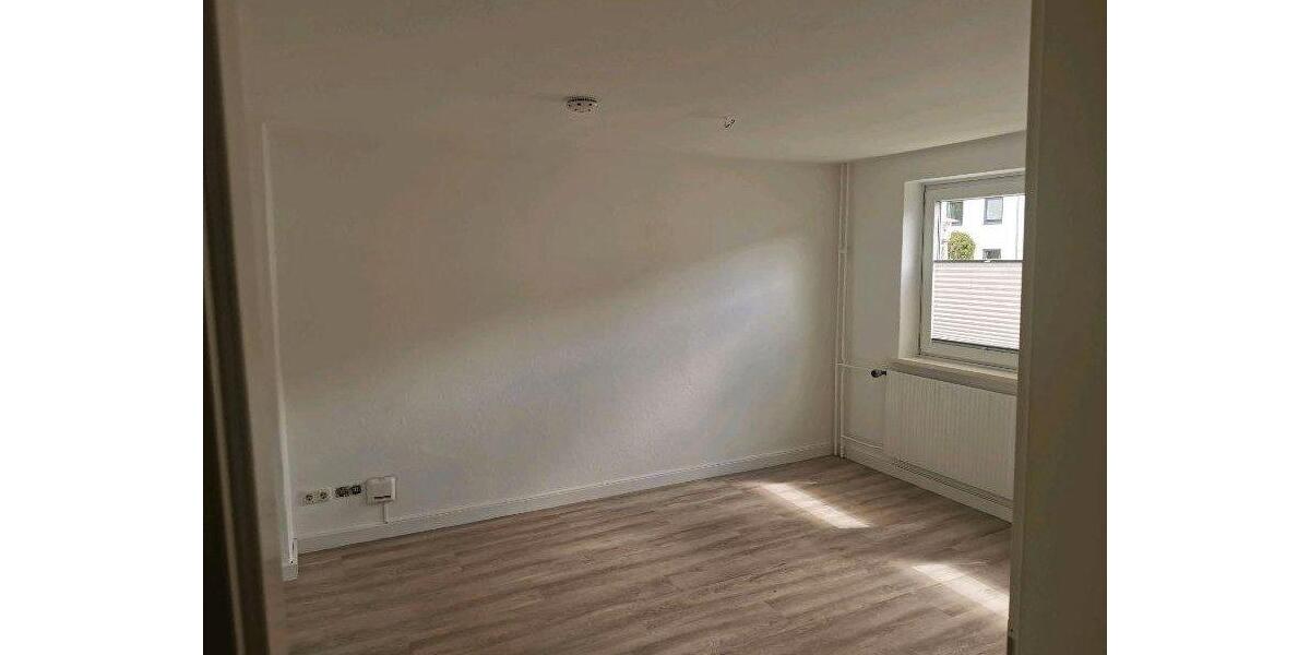 Erdgeschoßwohnung Kiel Wik - 2 Zimmer, 42 m&sup2;, 480&euro; | Angebot:26567661