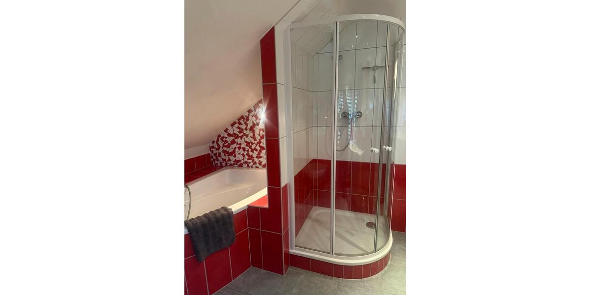 Dachgeschoßwohnung Rüsselsheim am Main - 3 Zimmer, 65 m&sup2;, 1.290&euro; | Angebot:26551704