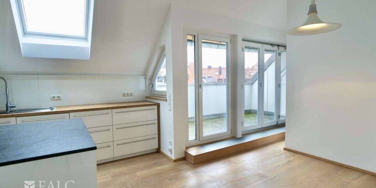Etagenwohnung München Ludwigsvorstadt-Isarvorstadt - 2 Zimmer, 105 m&sup2;, 2.680&euro; | Angebot:26741862