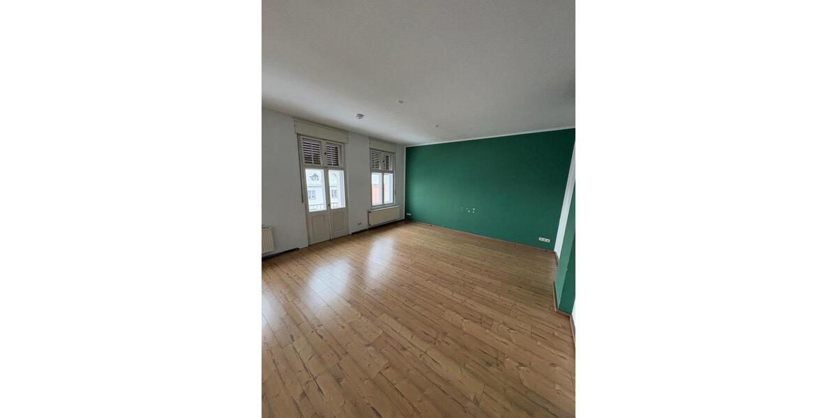 Etagenwohnung Jüterbog - 3 Zimmer, 90 m&sup2;, 1.170&euro; | Angebot:26383146