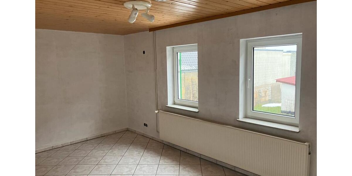 Kleines, freistehendes Haus in Glashütten 4 zimmer