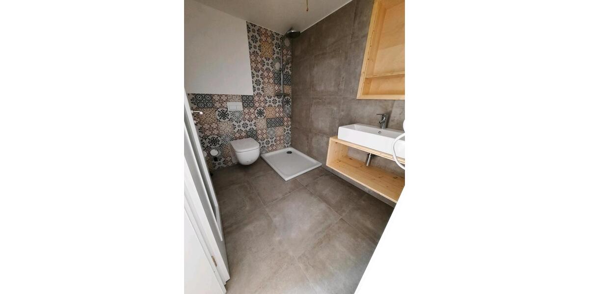 Etagenwohnung Zimmern ob Rottweil - 2 Zimmer, 420 m&sup2;, 490&euro; | Angebot:26183202