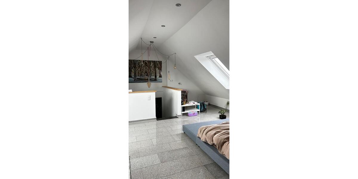 Etagenwohnung Troisdorf Altenrath - 4 Zimmer, 100 m&sup2;, 1.100&euro; | Angebot:26032942