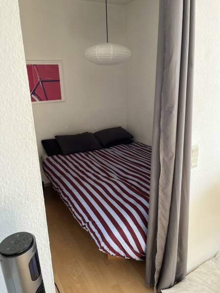 Schönes und Helles 1-Zimmerapartment mit Schlafnische - Einbauküche - TG-Stellplatz