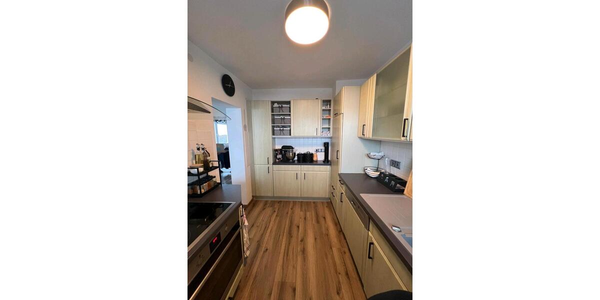 5 Zimmer Wohnung mit Balkon in ruhiger Lage OT von Flieden 2 zimmer