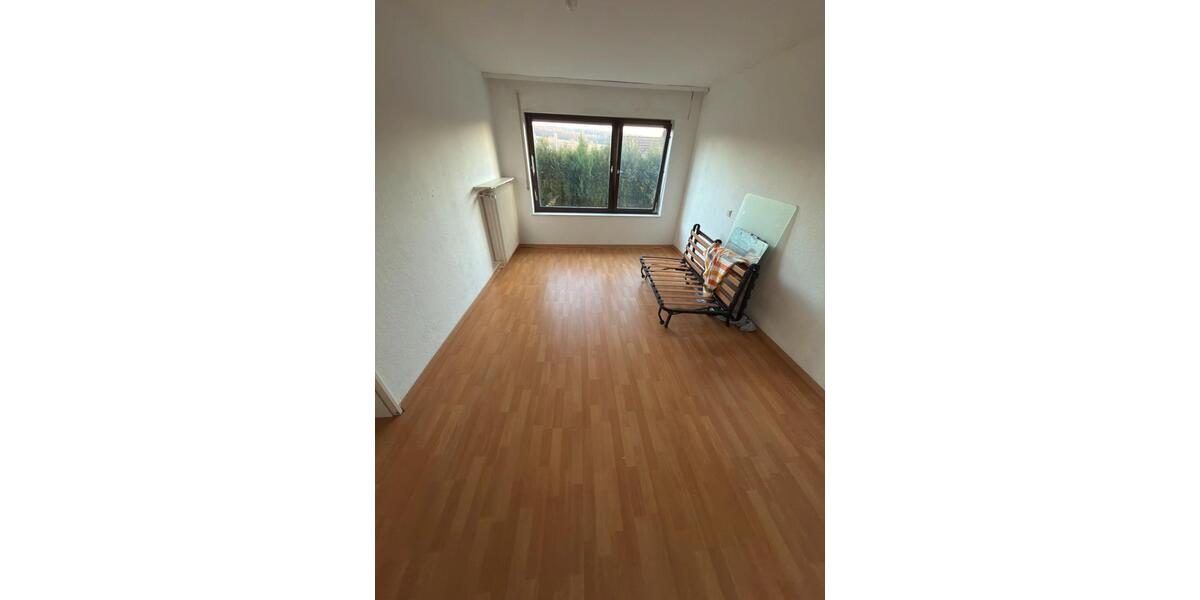 Wohnung zur Nachmiete abzugeben 1 zimmer