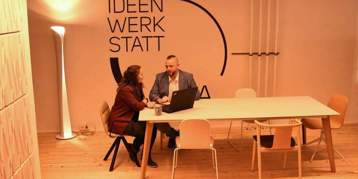 Historischer Backstein-Meetingsraum in Karlsruhe: flexibel halbtags,6-8 Personen zimmer