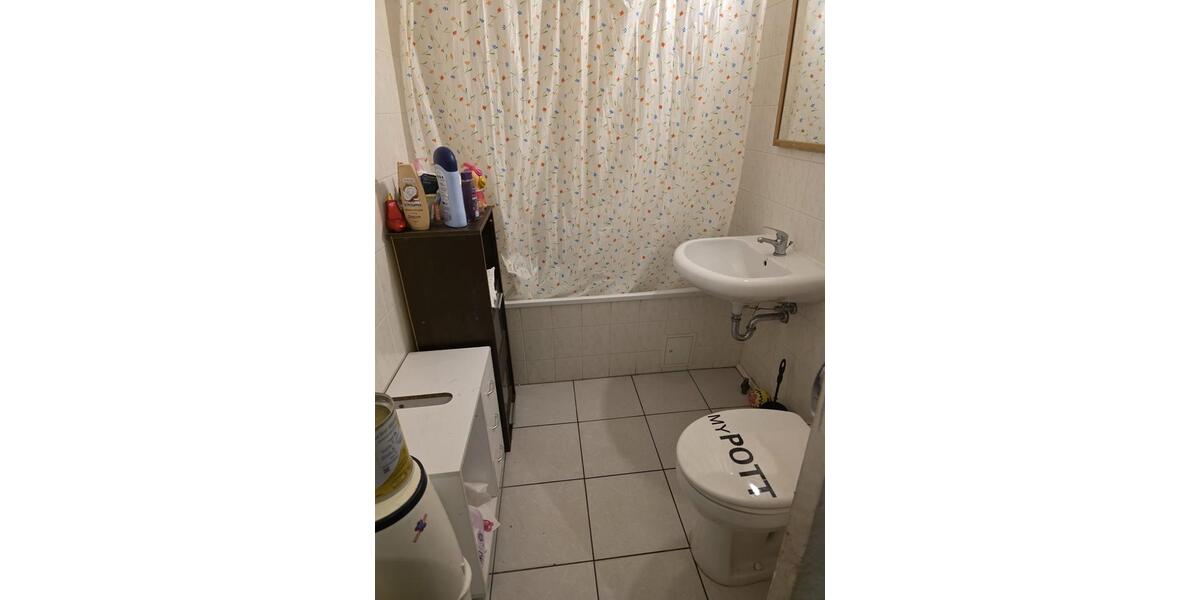 Erdgeschoßwohnung Borrentin - 3 Zimmer, 67 m&sup2;, 335&euro; | Angebot:26507256