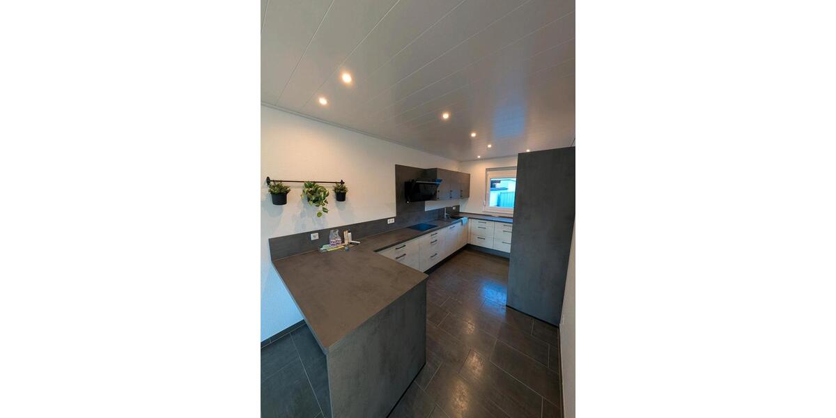 Erdgeschoßwohnung Remchingen - 4 Zimmer, 106 m&sup2;, 1.200&euro; | Angebot:26587016