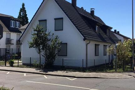 Wohnen auf Zeit Raunheim - 1 Zimmer, 90 m&sup2;, 650&euro; | Angebot:25910698