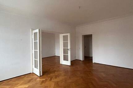 Wohnung Zittau - 4 Zimmer, 132 m&sup2;, 779&euro; | Angebot:25909869