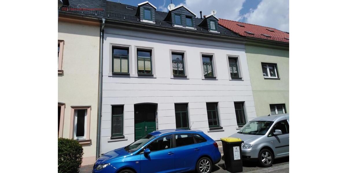 Etagenwohnung Glauchau - 4 Zimmer, 93 m&sup2;, 700&euro; | Angebot:24176578