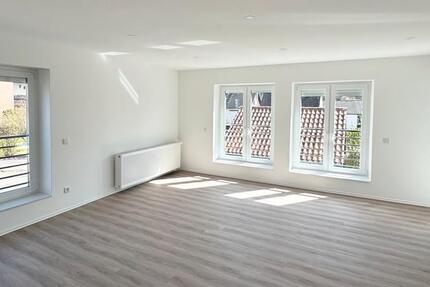 Wohnung Mömbris - 4.5 Zimmer, 112 m&sup2;, 1.400&euro; | Angebot:26050514