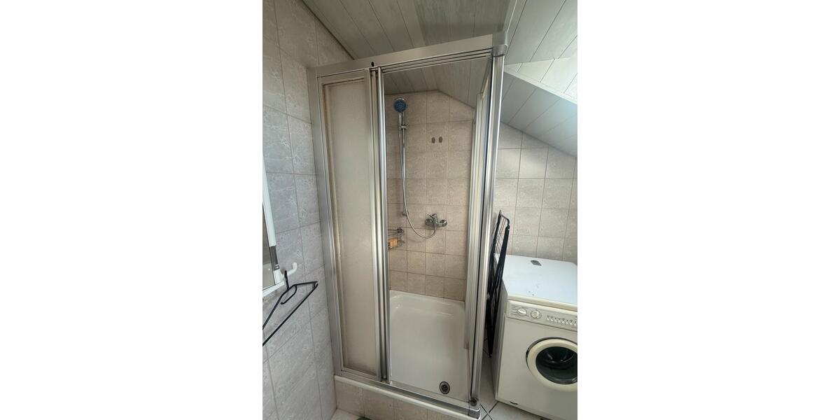 Dachgeschoßwohnung Villingen-Schwenningen Schwenningen - 2 Zimmer, 45 m&sup2;, 700&euro; | Angebot:25922260