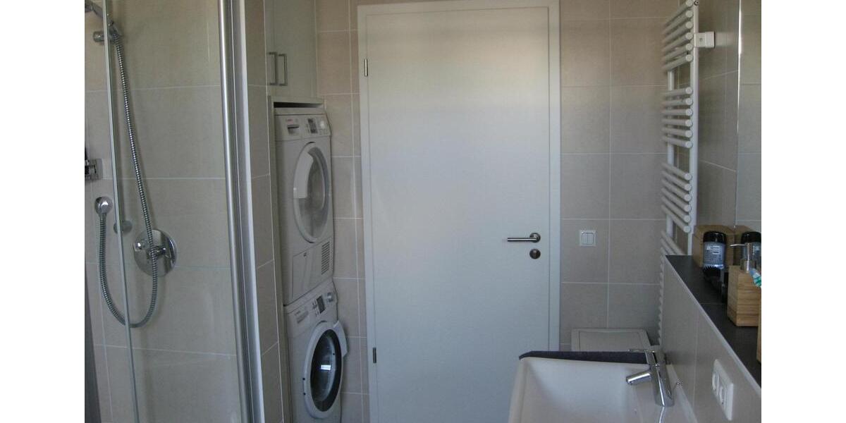 Etagenwohnung München Nymphenburg - 4 Zimmer, 98 m&sup2;, 2.400&euro; | Angebot:26644959
