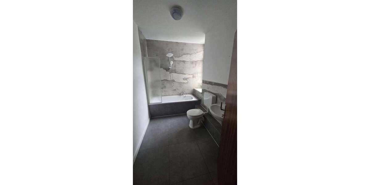 Etagenwohnung Annaberg-Buchholz Buchholz - 4 Zimmer, 111 m&sup2;, 425&euro; | Angebot:23166174