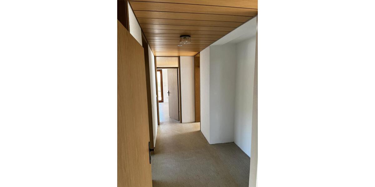 Etagenwohnung Esslingen am Neckar Hegensberg - 3.5 Zimmer, 96 m&sup2;, 1.120&euro; | Angebot:26529047