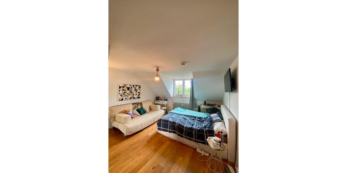Dachgeschoßwohnung München Au-Haidhausen - 1.5 Zimmer, 35 m&sup2;, 1.650&euro; | Angebot:26579856
