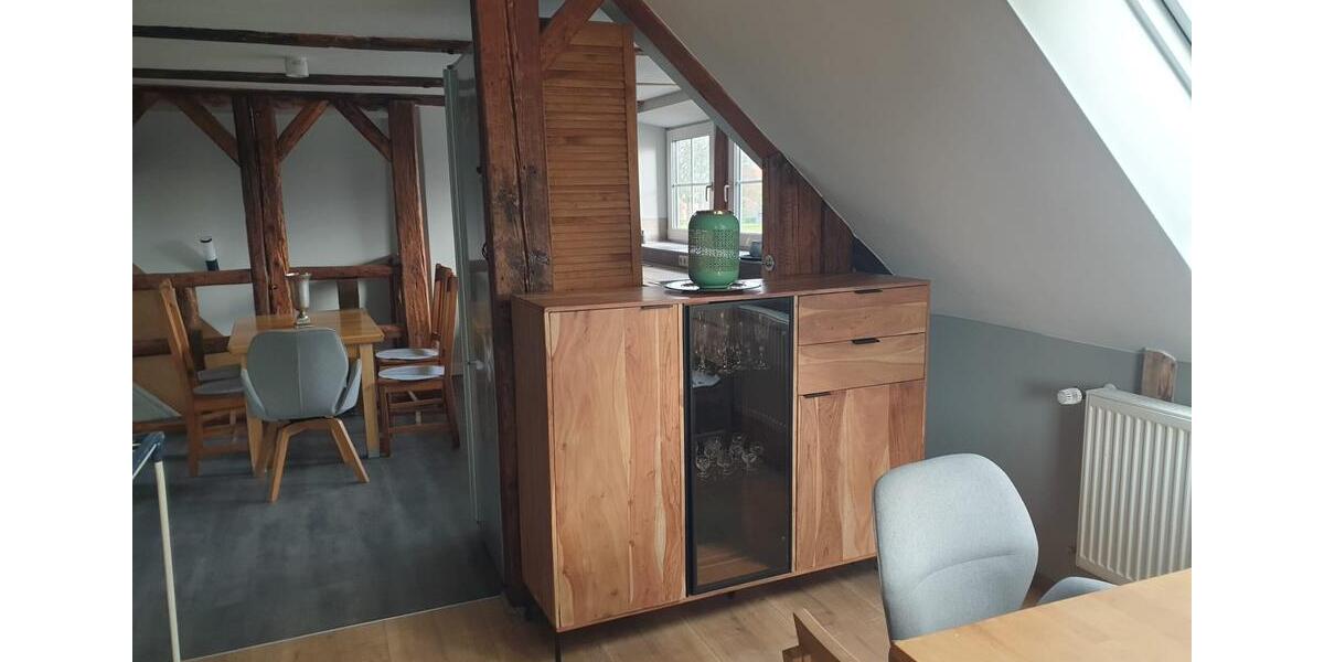 Etagenwohnung Eicklingen - 3 Zimmer, 100 m&sup2;, 1.200&euro; | Angebot:25995447