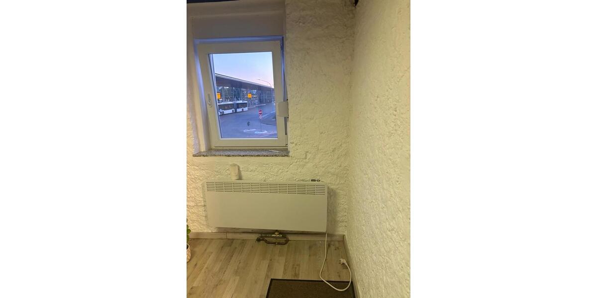 Wohnung für 1 PERSON ( Bitte nur unbefristet Mietvertrag) 2 zimmer