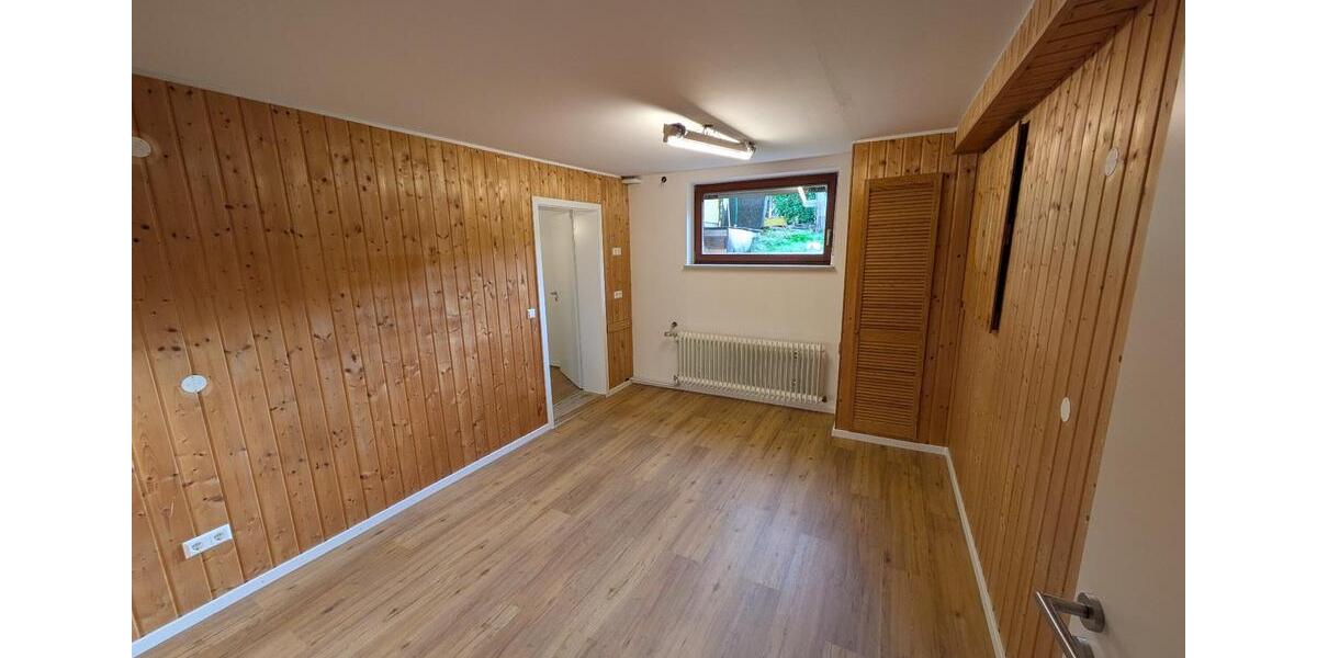 Etagenwohnung Teningen - 6 Zimmer, 2.076&euro; | Angebot:23635265