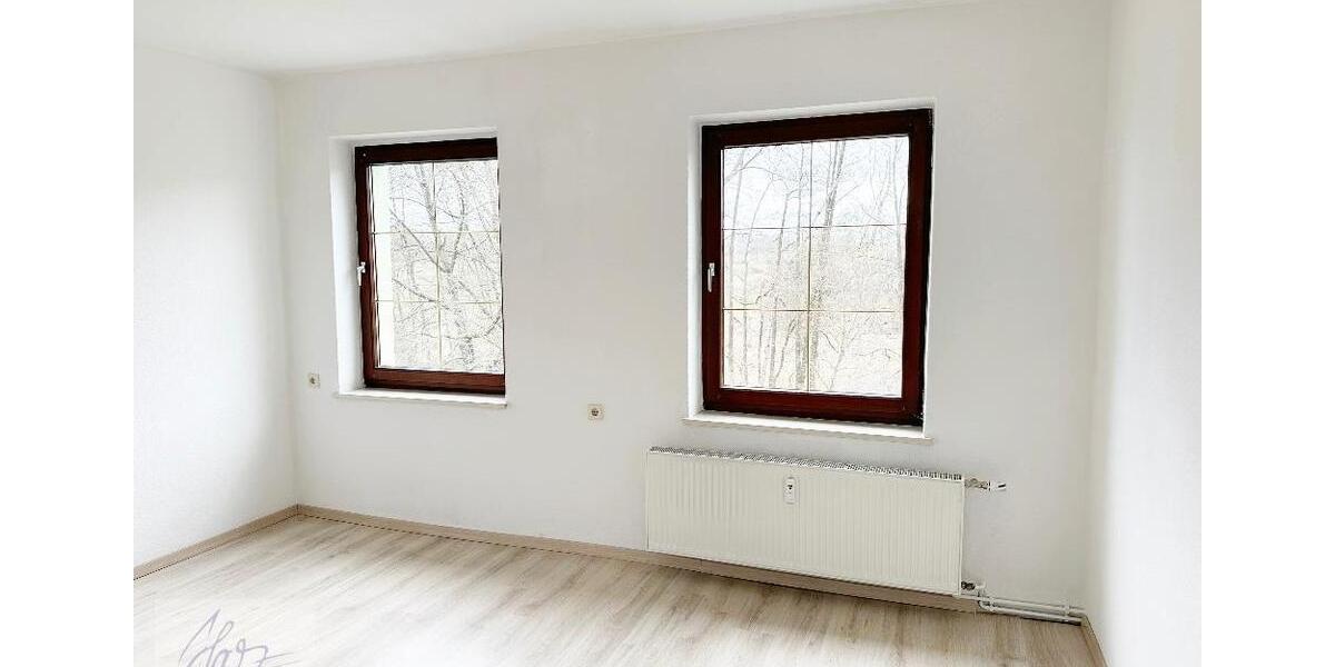 Etagenwohnung Nünchritz - 3 Zimmer, 62 m&sup2;, 320&euro; | Angebot:26400678