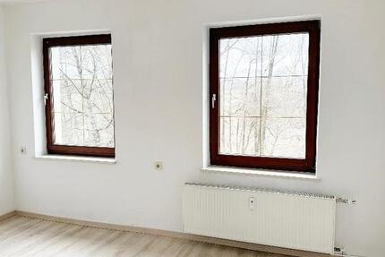 Wohnung Nünchritz - 3 Zimmer, 62 m&sup2;, 320&euro; | Angebot:26400678