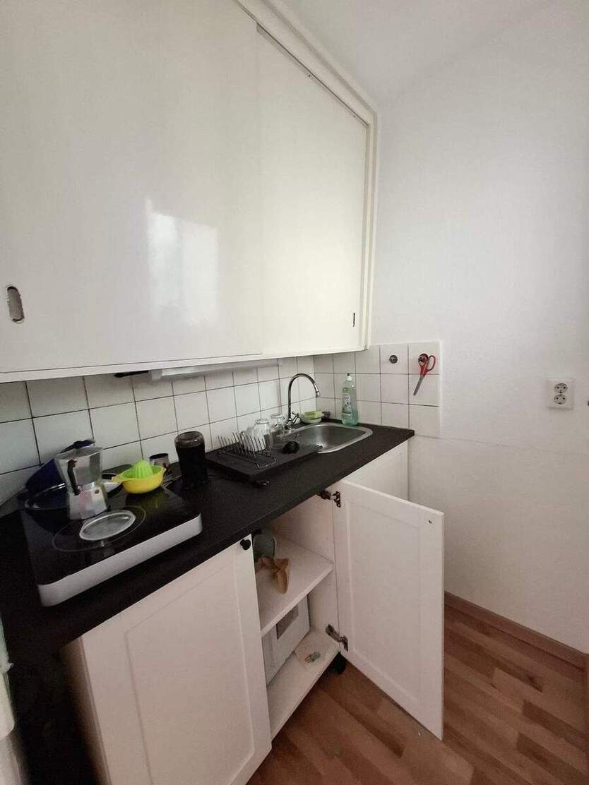 Nähe FH u. Wöhrder Wiese ! Hübsche 1-ZW, 38 m², Balkon, sep. EBK, 2.OG mit Aufzug 1 zimmer