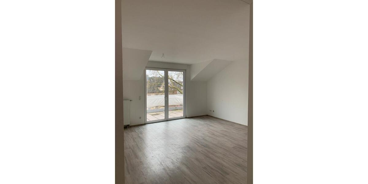 Dachgeschoßwohnung Duisburg Hamborn - 2 Zimmer, 64 m&sup2;, 388&euro; | Angebot:26341744