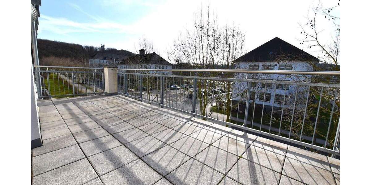 Etagenwohnung Hemer - 2 Zimmer, 83 m&sup2;, 995&euro; | Angebot:26155723