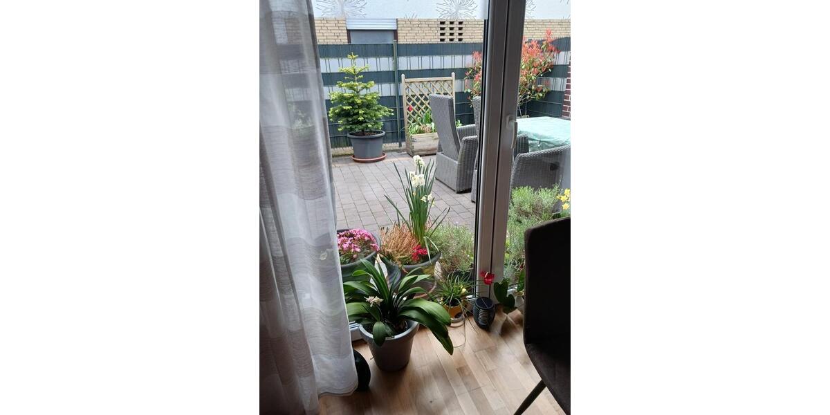 Doppelhaushälfte Ostrhauderfehn - 3 Zimmer, 95 m&sup2;, 1.000&euro; | Angebot:25925915