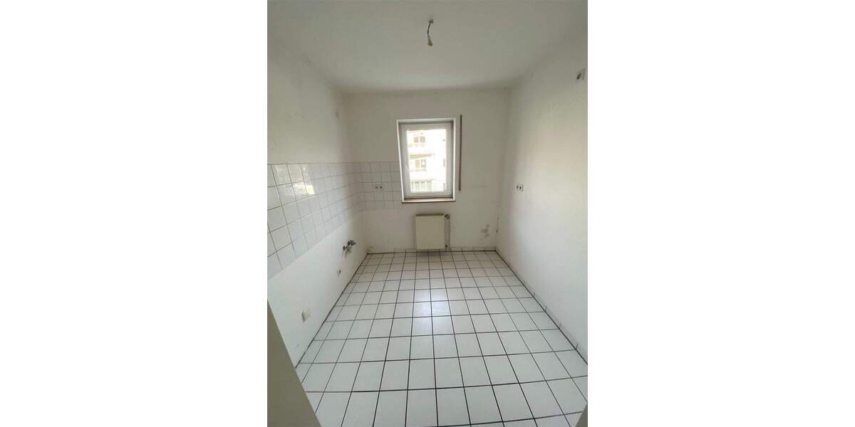 Etagenwohnung Wurzen - 3 Zimmer, 76 m&sup2;, 479&euro; | Angebot:24635070