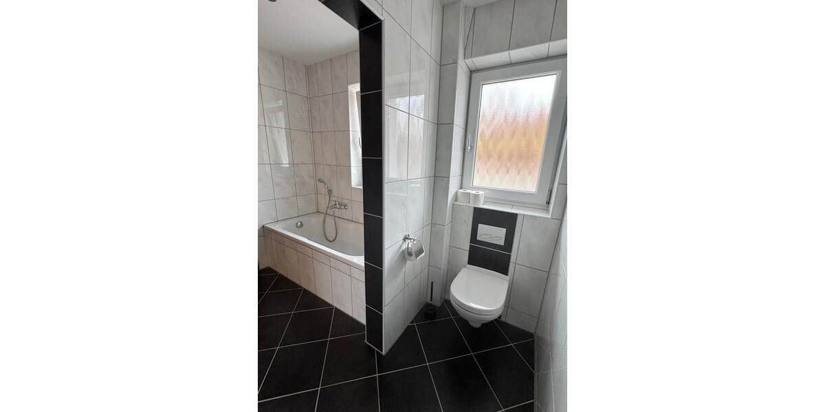 Etagenwohnung Viechtach - 4 Zimmer, 115 m&sup2;, 820&euro; | Angebot:25811067