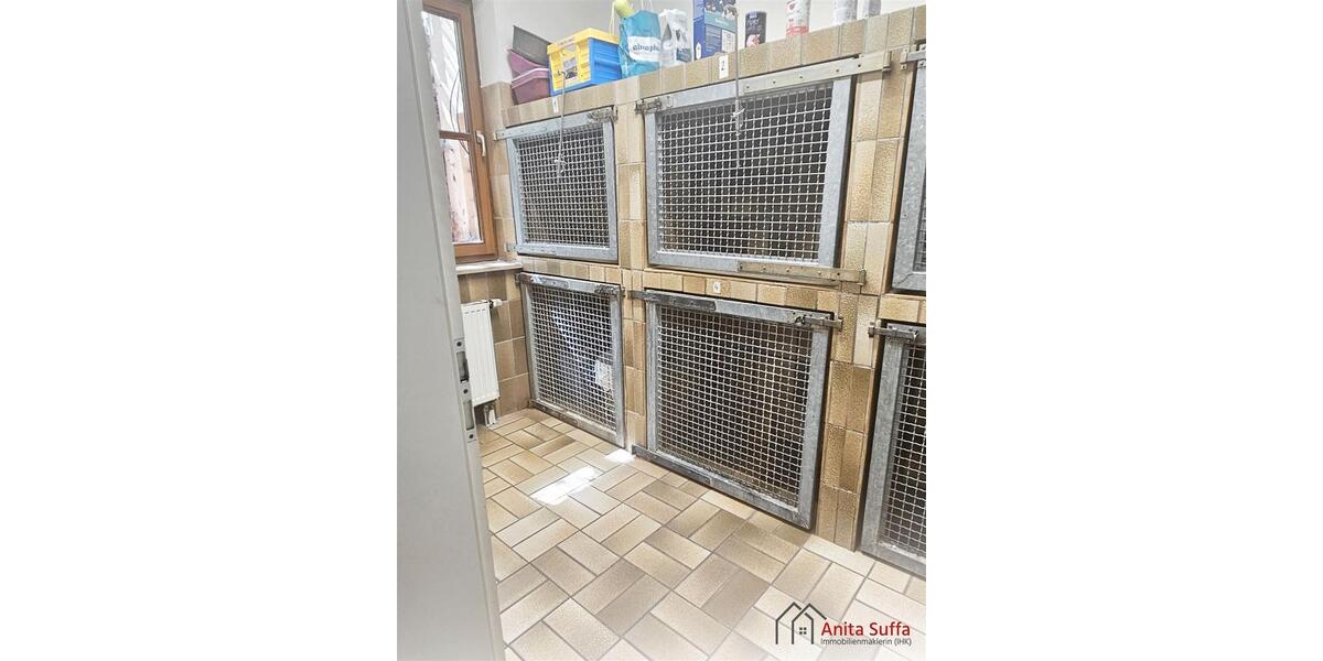 Erdgeschoßwohnung Münchsteinach - 8 Zimmer, 171 m&sup2;, 1.369&euro; | Angebot:26532045