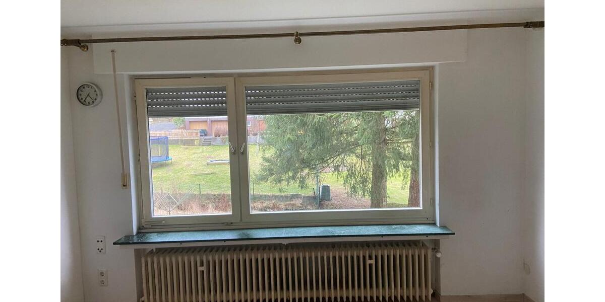 Erdgeschoßwohnung Siegen Eiserfeld - 4 Zimmer, 93 m&sup2;, 800&euro; | Angebot:24781965