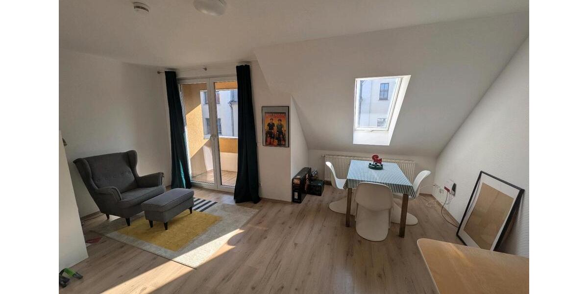 Dachgeschoßwohnung Mühlhausen (Thüringen) - 1 Zimmer, 44 m&sup2;, 420&euro; | Angebot:26044542
