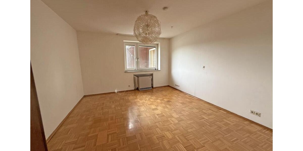 Etagenwohnung Tuttlingen - 3.5 Zimmer, 89 m&sup2;, 770&euro; | Angebot:26700998