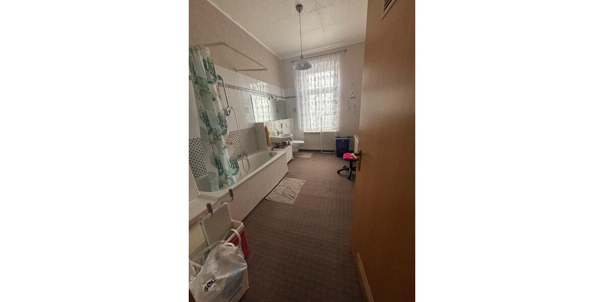 Etagenwohnung Blomberg - 2 Zimmer, 65 m&sup2;, 500&euro; | Angebot:26560270