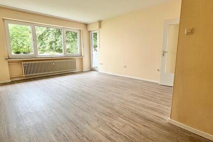 Schöne 3-Zimmer-Wohnung mit Balkon und neuen Bodenbelägen! zimmer