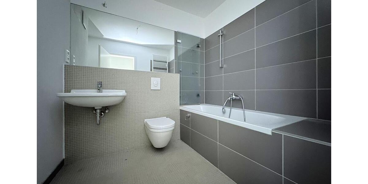 Dachgeschoßwohnung Königs Wusterhausen - 2 Zimmer, 60 m&sup2;, 700&euro; | Angebot:25855430