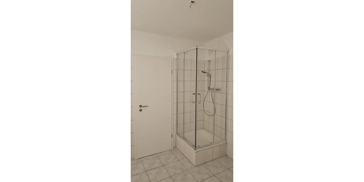 Dachgeschoßwohnung Bernburg (Saale) - 1 Zimmer, 48 m&sup2;, 300&euro; | Angebot:23870849