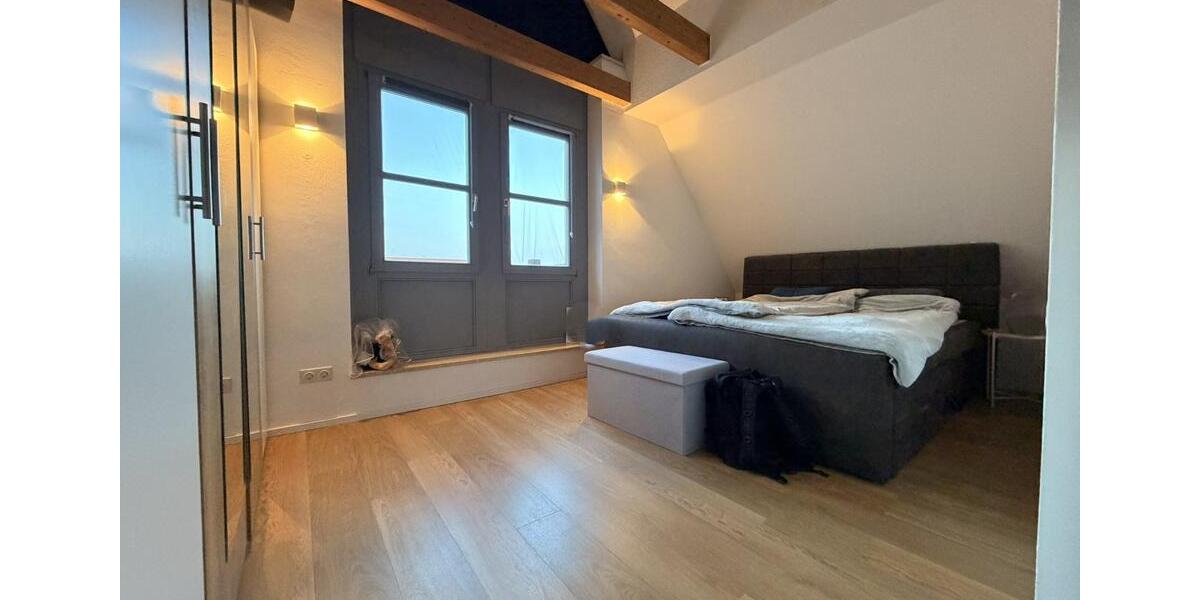 Dachgeschoßwohnung Heilsbronn - 3 Zimmer, 79 m&sup2;, 878&euro; | Angebot:24659526