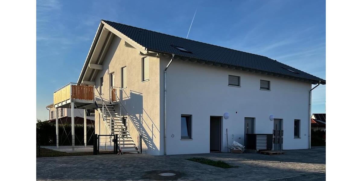 Dachgeschoßwohnung Rain - 2.5 Zimmer, 70 m&sup2;, 950&euro; | Angebot:25159609