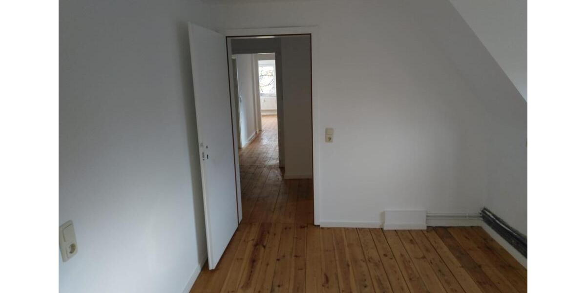 Dachgeschoßwohnung Boizenburg/Elbe Elbe - 3 Zimmer, 74 m&sup2;, 518&euro; | Angebot:24805342