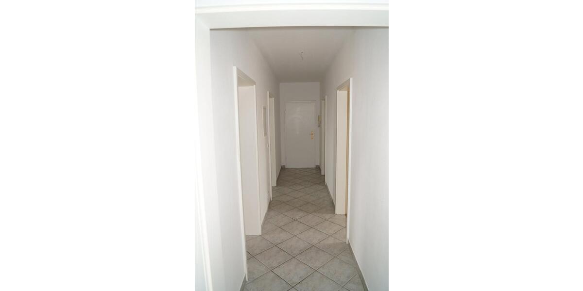 Etagenwohnung Frohburg - 3 Zimmer, 81 m&sup2;, 390&euro; | Angebot:23726598