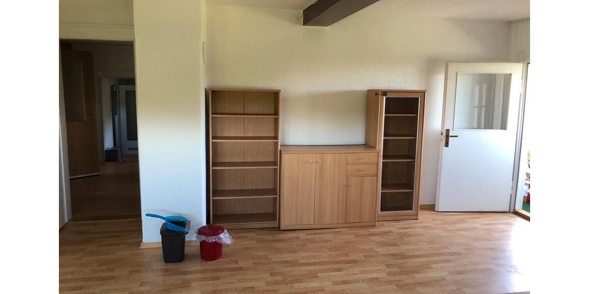 Dachgeschoßwohnung Deggendorf - 3.5 Zimmer, 95 m&sup2;, 815&euro; | Angebot:26381488