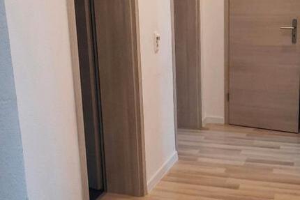 Wohnung Plauen Altstadt - 5 Zimmer, 100 m&sup2;, 580&euro; | Angebot:24944117