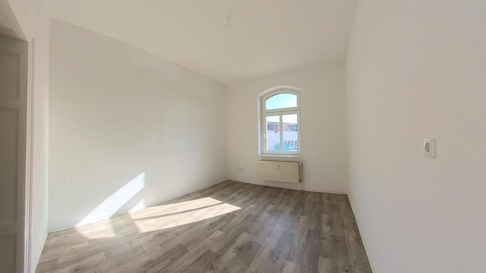 Erdgeschoßwohnung Mühlhausen (Thüringen) - 7 Zimmer, 160 m&sup2;, 890&euro; | Angebot:26033850